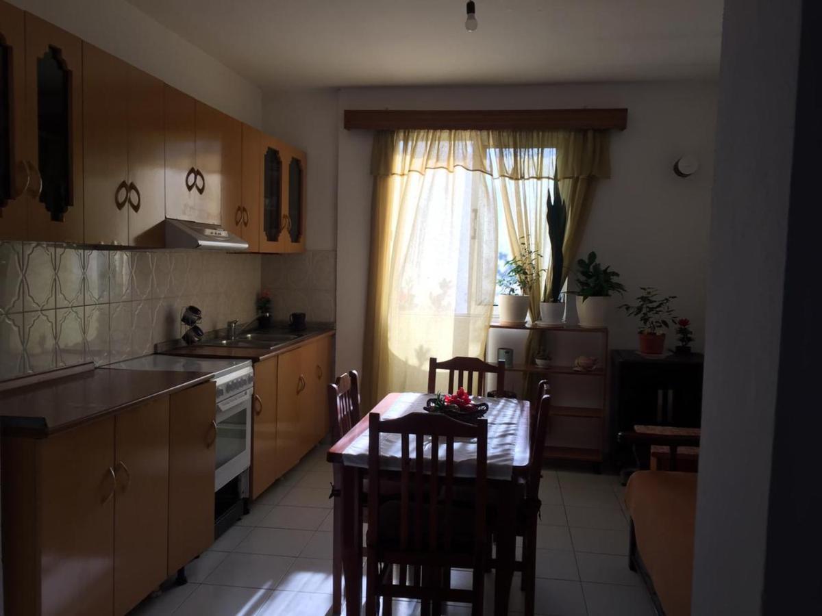 Apartamento Cosyy House Vlorë Exterior foto